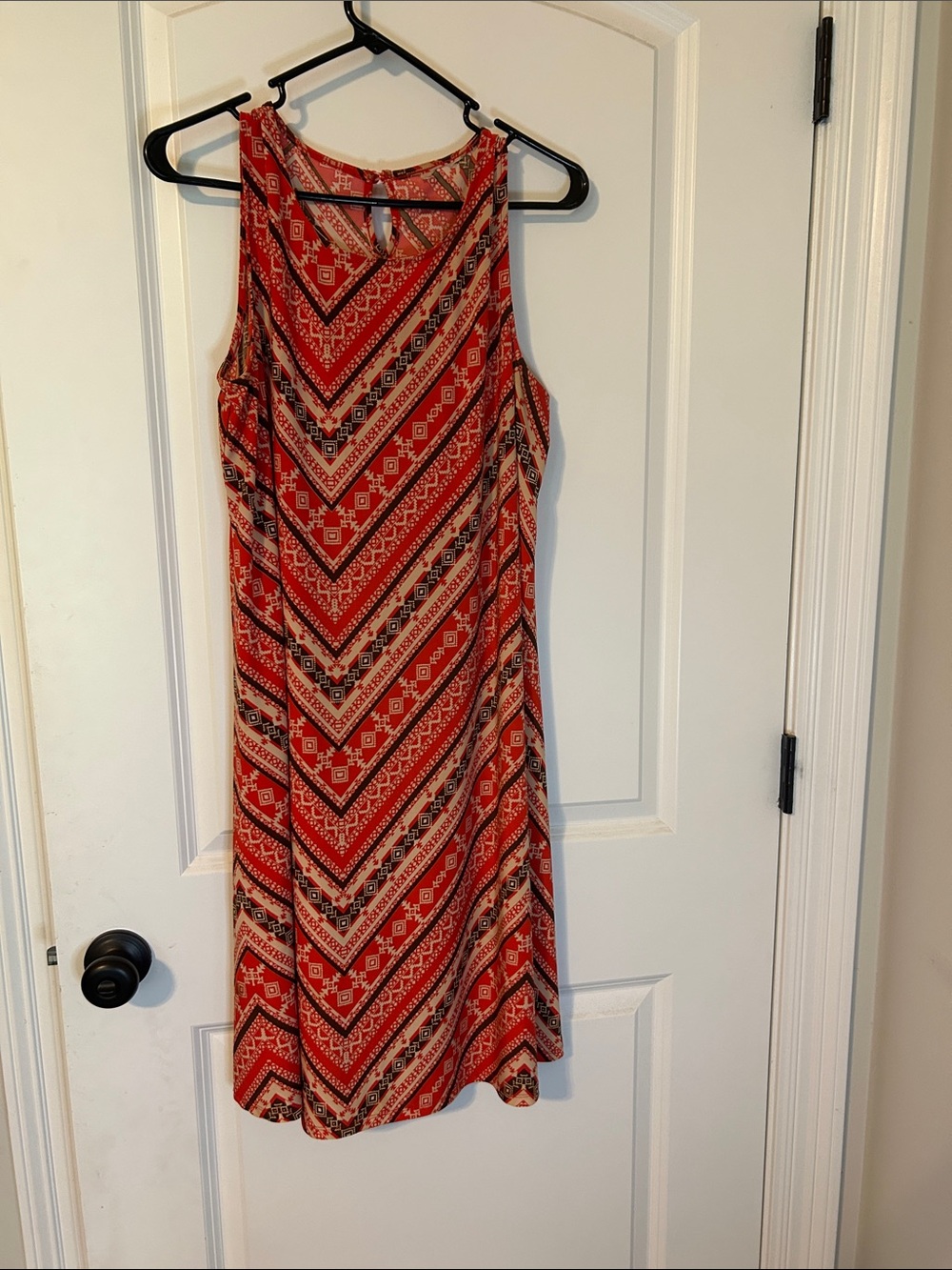 Source Unknown Red Patterned Sleeveless Midi Dress